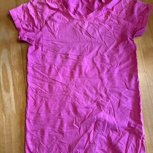 Women's Pink Lululemon Swiftly Tech